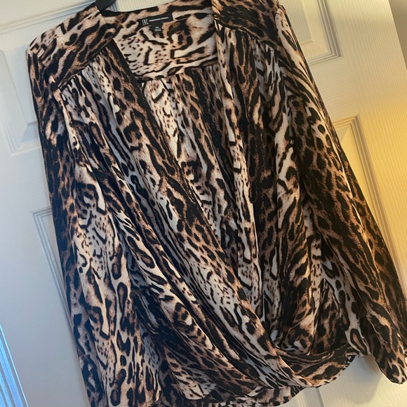 Women’s Silky Leopard Print Blouse SX XXL - Picture 1 of 6